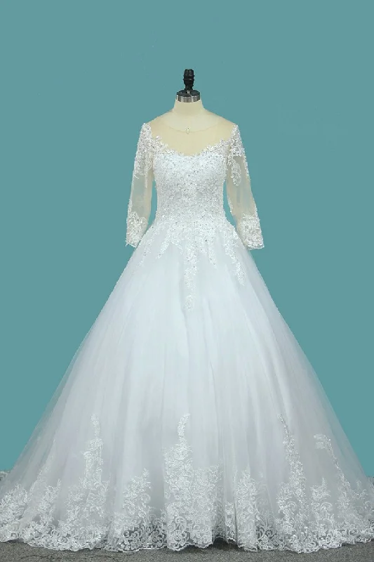 2024 A Line 3/4 Length Sleeves Tulle Scoop Wedding Dresses With Applique Sparkling Bridal Gown