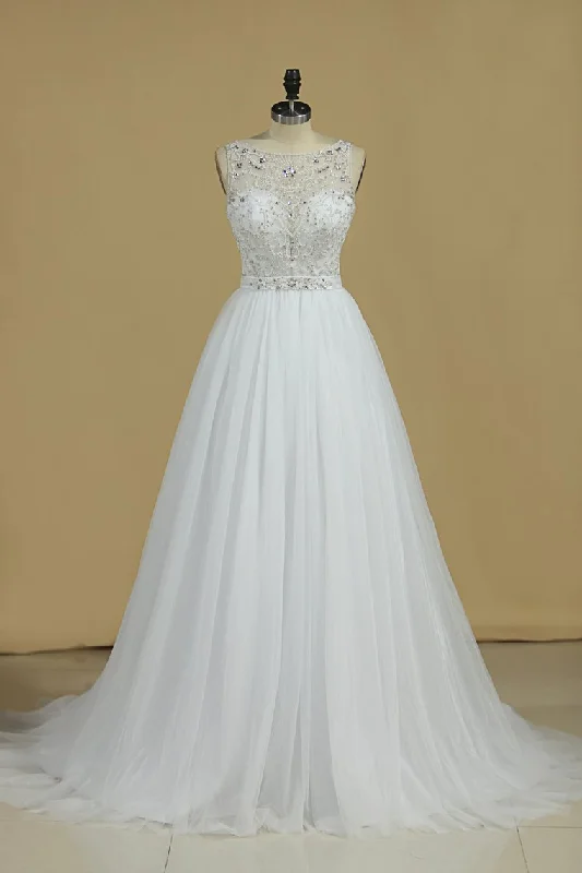 2024 A Line Bateau Open Back Beaded Bodice Tulle Court Train Wedding Dresses Vintage Lace Dress