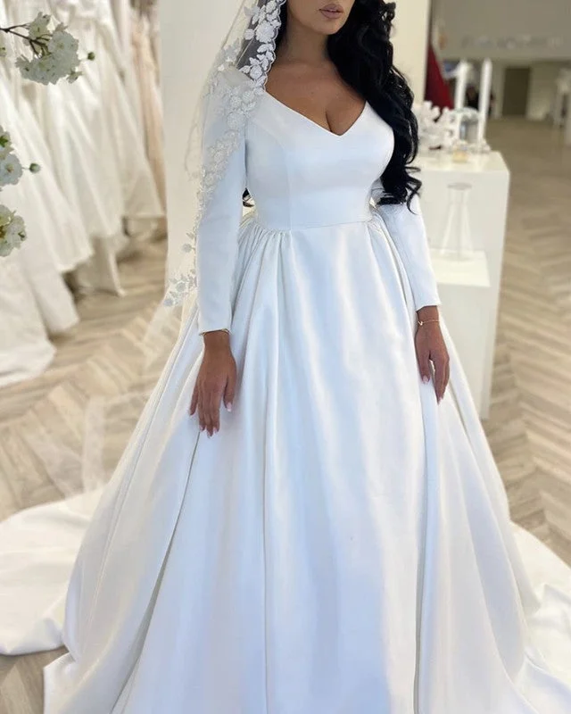 Princess V Neck Wedding Dress Satin Long Sleeves Crystal Wedding Dress