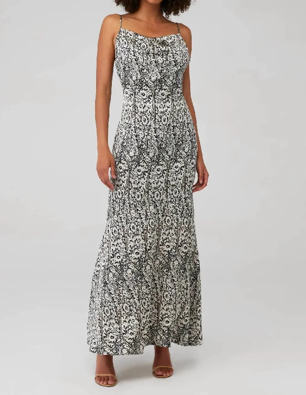 Autonomy Maxi Dress In Black/white Pleated Floral Maxi